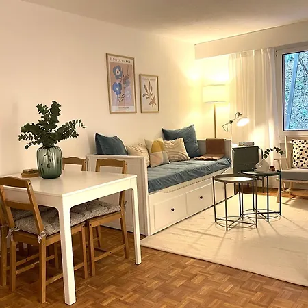New Renovated 2br Apartment